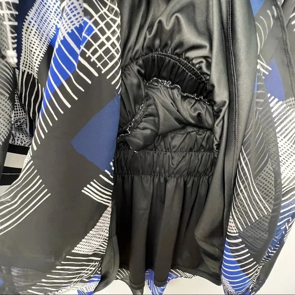 Lane Bryant Women’s Abstract Surplice Wrap Blouse Long Sleeve NWT Size 22/24 - Picture 8 of 12